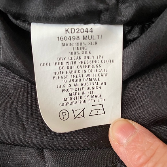 ⛔️Sold⛔️Kookai off shoulder chiffon silk dress size 38 - Picture 8 of 9